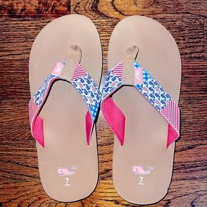 Vineyard Vines Flip Flops